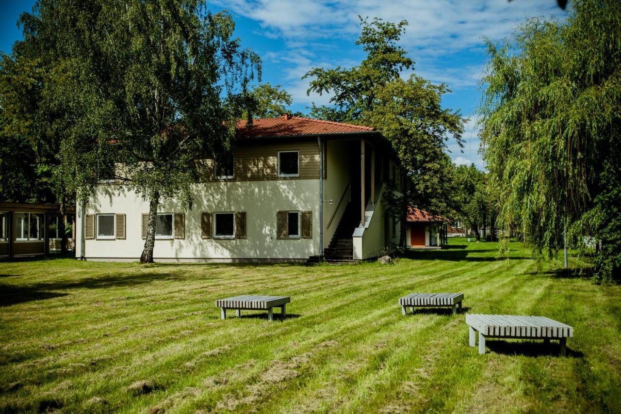 Miedzynarodowy Dom Spotkan Mlodziezy W Oswiecimiu Dış mekan fotoğraf