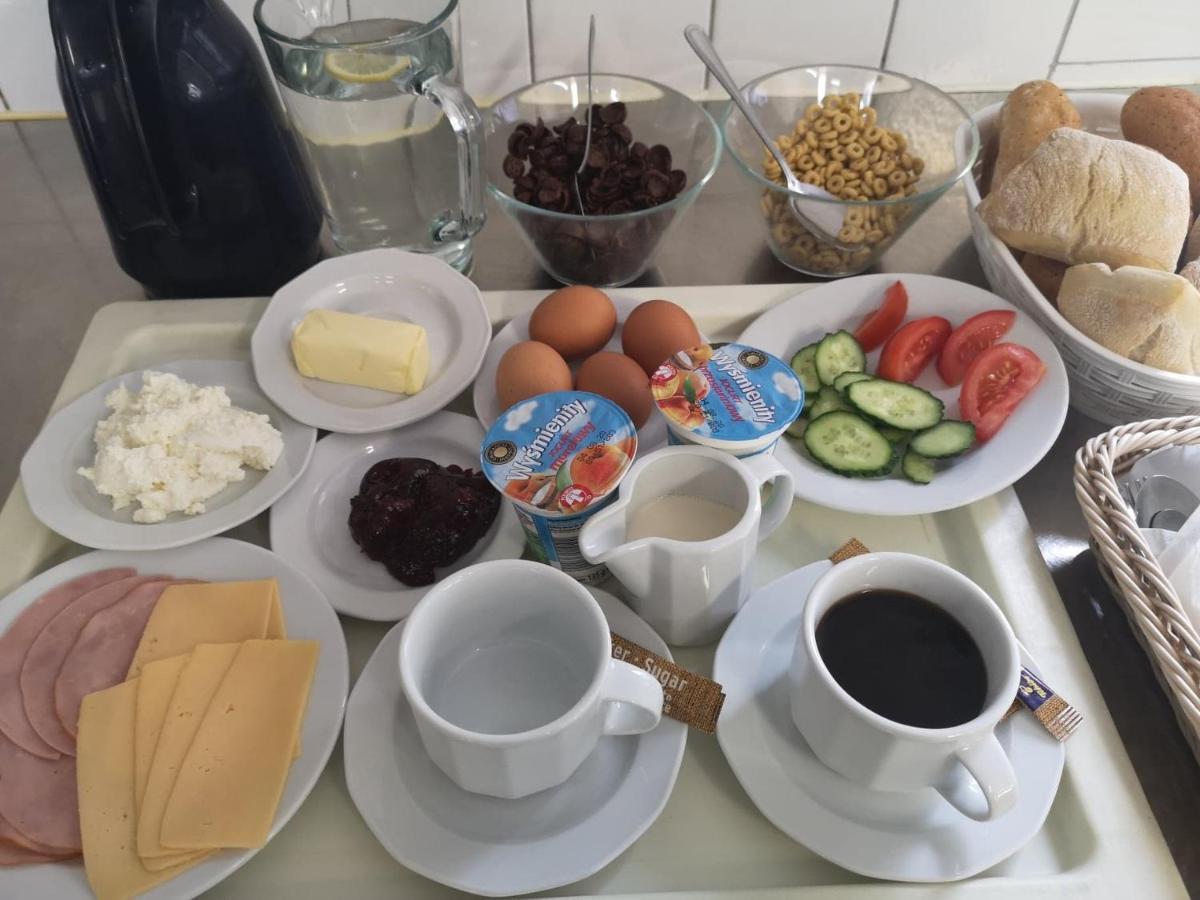 Miedzynarodowy Dom Spotkan Mlodziezy W Oswiecimiu Dış mekan fotoğraf